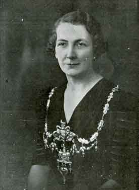 Sheffield Pilgrimage to French and Belgian Battlefields: Miss Hunter, Lady Mayoress of Sheffield