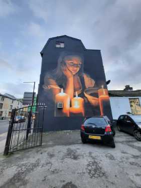 Joan of Arc mural, by Elle Koziupa, No. 66 London Road