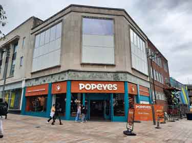 Popeye's Louisiana chicken restaurant and takeaway, No. 27 - 29 The Moor