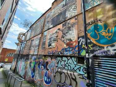 Public artwork and graffiti, Grinders Hill