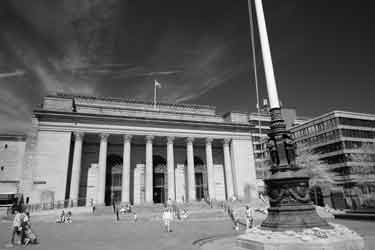 Barkers Pool showing (foreground) Barkers Pool war memorial, (left) City Hall and (right) Fountain Precinct, offices, c. 2023