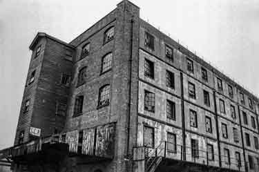 Straddle Warehouse, Sheffield Canal Basin (later Victoria Quays)