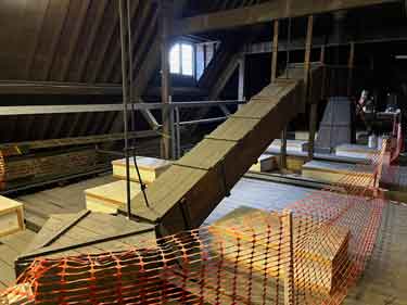 Sheffield Town Hall, ventilation shaft