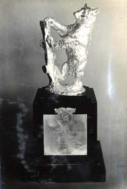 'The bear and ragged staff of Warwick' statuette, presented to 605 Bomber Squadron A. A. F. [Australian Air Force], made by Walker and Hall