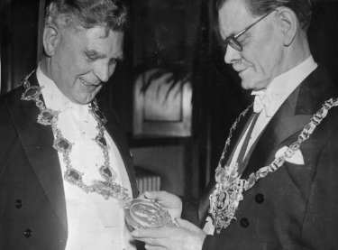 John Henry Bingham, Lord Mayor of Sheffield, 1954-1955: The Burns Federation, Civic Reception, Town Hall