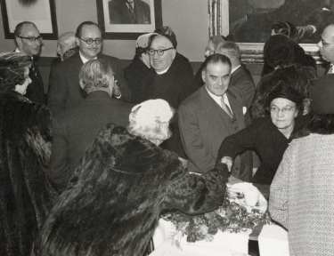 Rev Kahn's retirement reception dinner, Wilson Road Synagogue