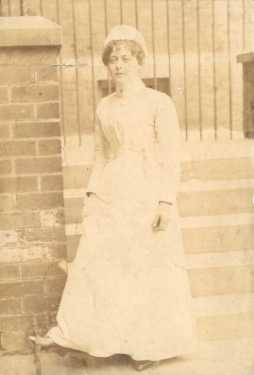 Nurse, City General Hospital (later known as the Northern General Hospital), Fir Vale, c.1900