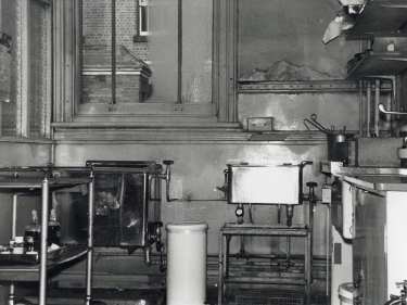 Sterilising room, Ward 9A, City General Hospital (later known as Northern General Hospital), Fir Vale, c.1950s