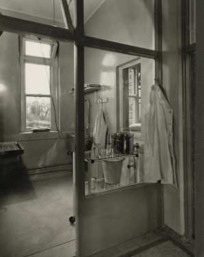 Sterilising room, City General Hospital (later the Northern General Hospital), Fir Vale, c.1950s