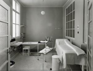 Maternity reception room, City General Hospital (later the Northern General Hospital), Fir Vale, c.1950s