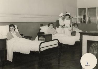 Ward 2 showing (1st left standing) Sister Coxhead, City General Hospital (later the Northern General Hospital), Fir Vale, c.1950s
