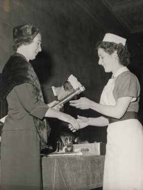 Nurses prizegiving, Memorial Hall, City Hall for nurses from City General Hospital (later known as Northern General Hospital), Fir Vale