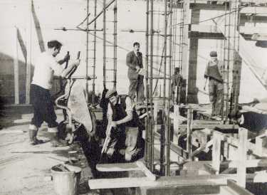 Construction at the Children's Hospital, Western Bank