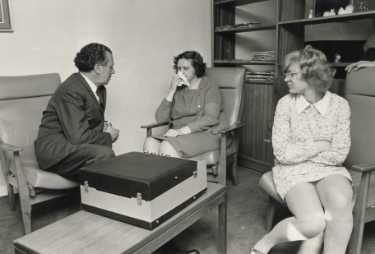 Visit of Sir Keith Joseph MP, Northern General Hospital, Fir Vale