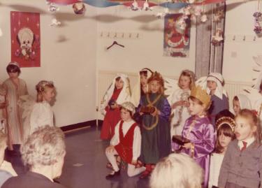 Children's Christmas carols and Nativity, Northern General Hospital, Fir Vale