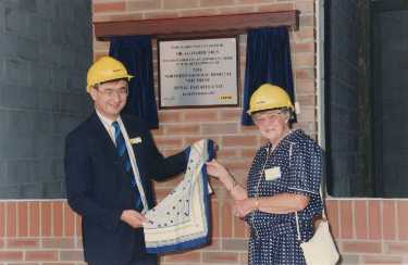 Unveiling of plaque commemorating the development of the Spinal Injuries Unit, Northern General Hospital, Fir Vale 
