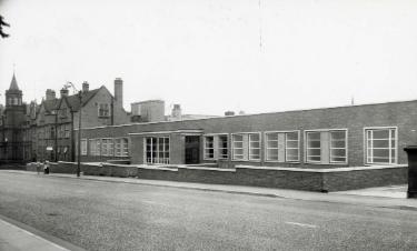 Extension to Sheffield Children's Hospital, Western Bank 