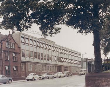 Extension with upper storeys added, Sheffield Children's Hospital, Western Bank