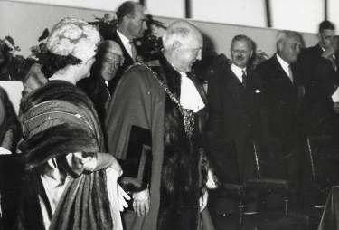 Elizabeth, Queen Mother and Lord Mayor, Alderman Albert Ballard at the laying of the foundation stone for the new teaching hospital (Royal Hallamshire Hospital), Glossop Road