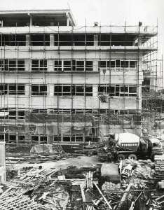 Construction work for new teaching hospital, (Royal Hallamshire Hospital), Glossop Road