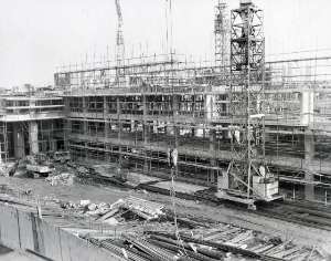 Construction work for new teaching hospital, (Royal Hallamshire Hospital), Glossop Road