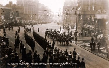 Royal visit of George and Mary, Prince and Princess of Wales (later King George V and Queen Mary) showing the crowds awaiting their arrival outside the Town Hall