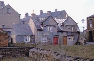 15th century cottages (now demolished), Nos. 122 - 124 Hollinsend Road, Intake