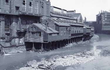 River Don at Blonk Street showing the rear of Samuel Osborne and Co. Ltd., Clyde Steel Works 