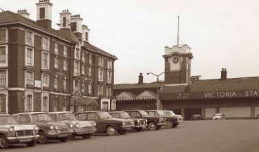 Royal Victoria Hotel and Victoria Station