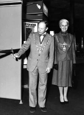 Councillor Dr. Peter Morgan Newton Jones, Lord Mayor and Mrs Kathleen Jones, JP., Lady Mayoress [at the opening of the Anvil Cinema]