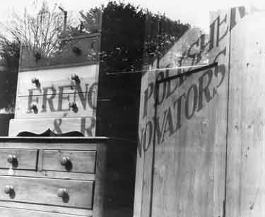 French polishers and renovators