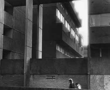 Broomspring Block, Broomhall Flats