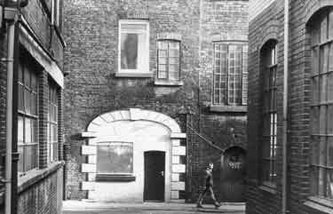 Clay Lane looking towards the entrance to E.L. Pinder, cutlery and silverware manufacturer, rear of Butcher Works, Eyre Lane