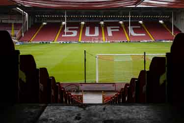 Sheffield Photographic Society Collection: Sheffield United Football Club, Bramall Lane, view from the kop
