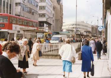 South Yorkshire Passenger Transport Executive (SYPTE). Buses on High Street