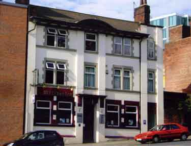 Old Crown Inn (formerly Crown Inn and R and B's Uptown Bar), No. 33 Scotland Street