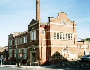 Park Library and old Corporation Swimming Baths, Duke Street at junction (right) of Coates Street