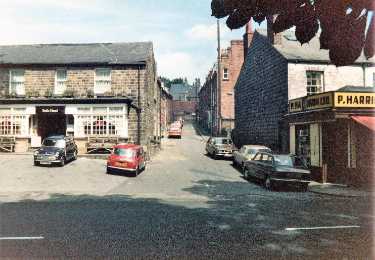 Bulls Head Hotel, No. 396 Fulwood Road at junction of (centre) Marr Terrace showing (right) No. 394 Peter Harrison (Ranmoor) Ltd., butchers