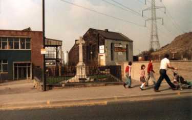 Wadsley Bridge War Memorial, Penistone Road North 