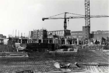 Construction of the Manpower Services Commission offices, The Moor
