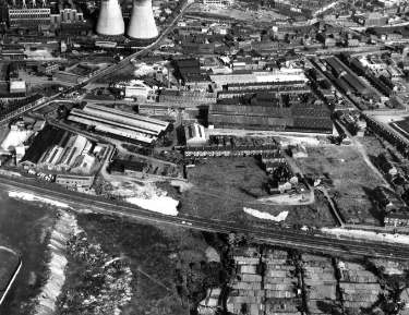 Aerial view of East Hecla Works, Hadfields Ltd. and (top left) Blackburn Meadows Power Station and Tinsley Towers