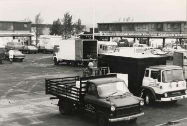 Parkway Wholesale Market, Parkway Drive showing (right) G F Avill Ltd., food wholesalers