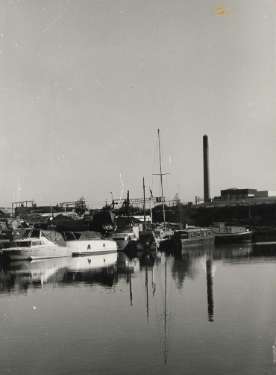 Boats on the Sheffield and South Yorkshire Navigation showing (right) the Bernard Road waste incinerator