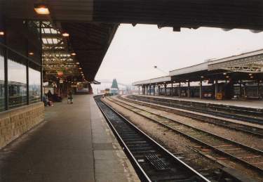 Platforms at Midland Railway Station