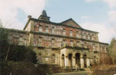 Former Middlewood Hospital (latterly Middlewood Lodge) before renovation as apartments
