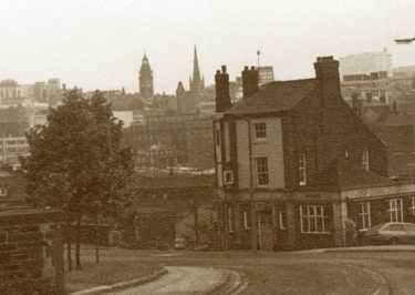 Durham Ox public house, No. 15 Cricket Inn Road, at junction of Broad Street Lane