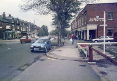 Ecclesall Road showing (right) Nos. 463 - 479 Refrigerator Contracts Ltd., refrigeration engineers at junction of Rosedale Gardens