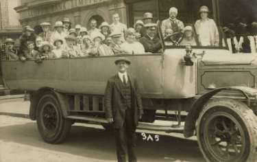Unspecified charabanc outing