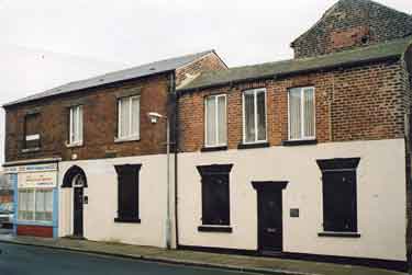 Nibblers, sandwich shop (left) No. 140 Charles Street and (centre and right) Nos. 137 and 137a Arundel Street