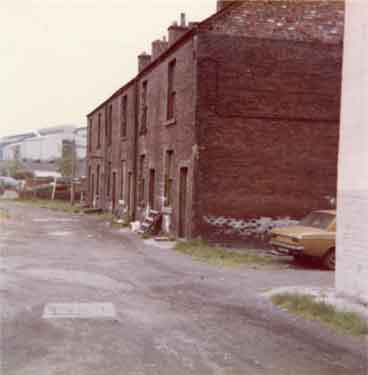 Unidentified housing prior to demolition, Stocksbridge